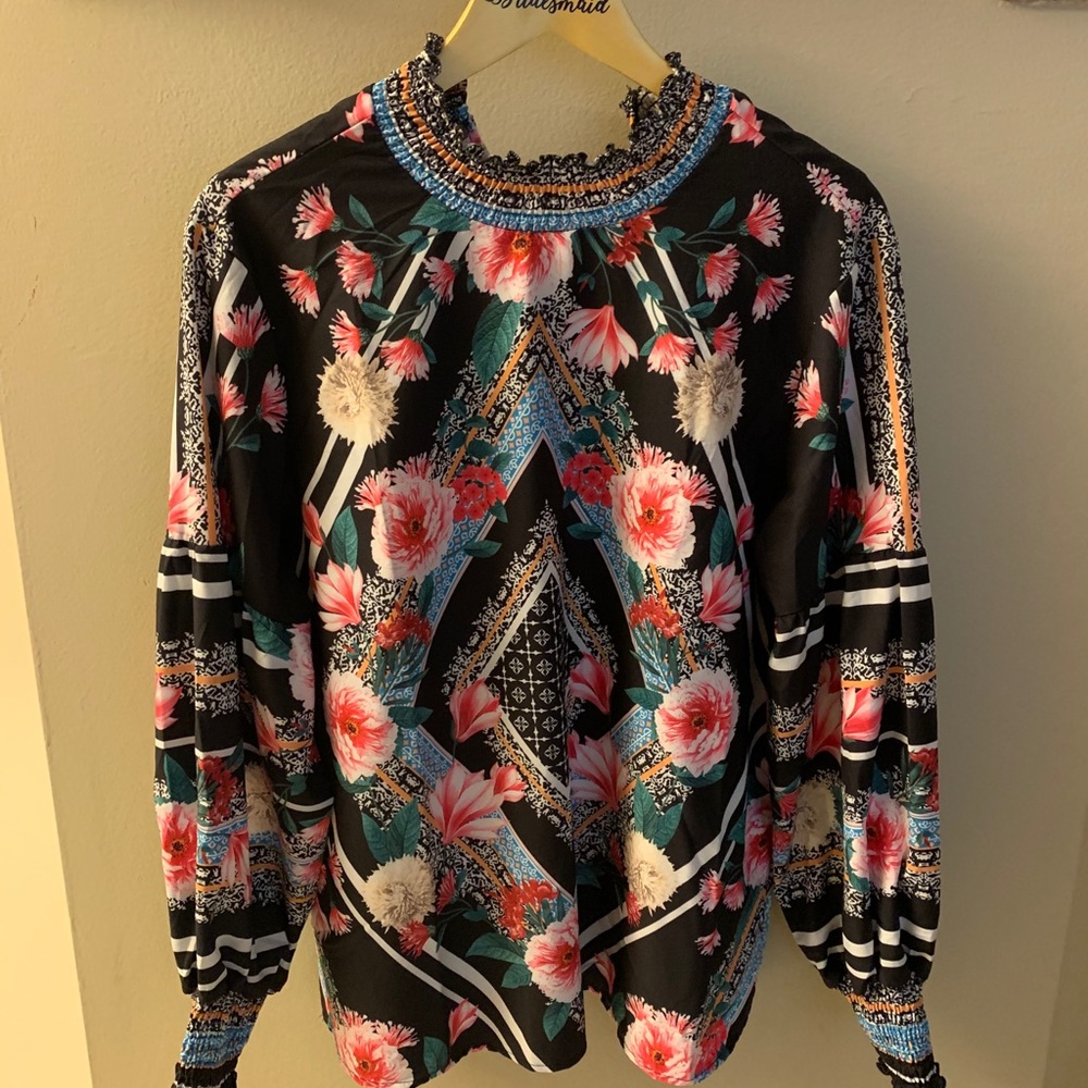 Women’s blouse